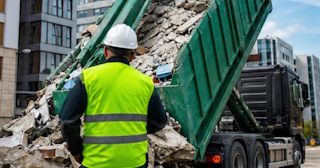 Вывоз строительного мусора в Борисоглебске: услуги лицензированной компании — ПроМусор